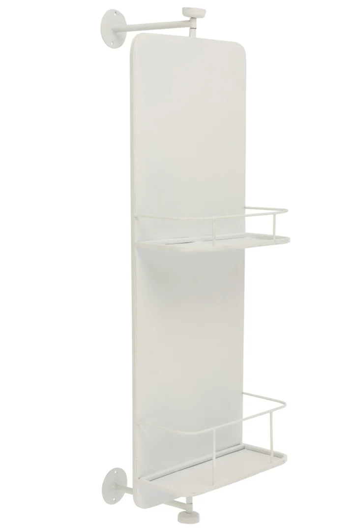 Dit witte metalen wandmeubel heeft een rechthoekige spiegel plus twee glazen en metalen opbergrekken, met een vlak achterpaneel dat wordt vastgezet door drie ronde beugels.
