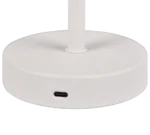 Een close-up van de basis van de REALITY Tafellamp JEFF, een wit apparaat met een enkele USB-C poort.