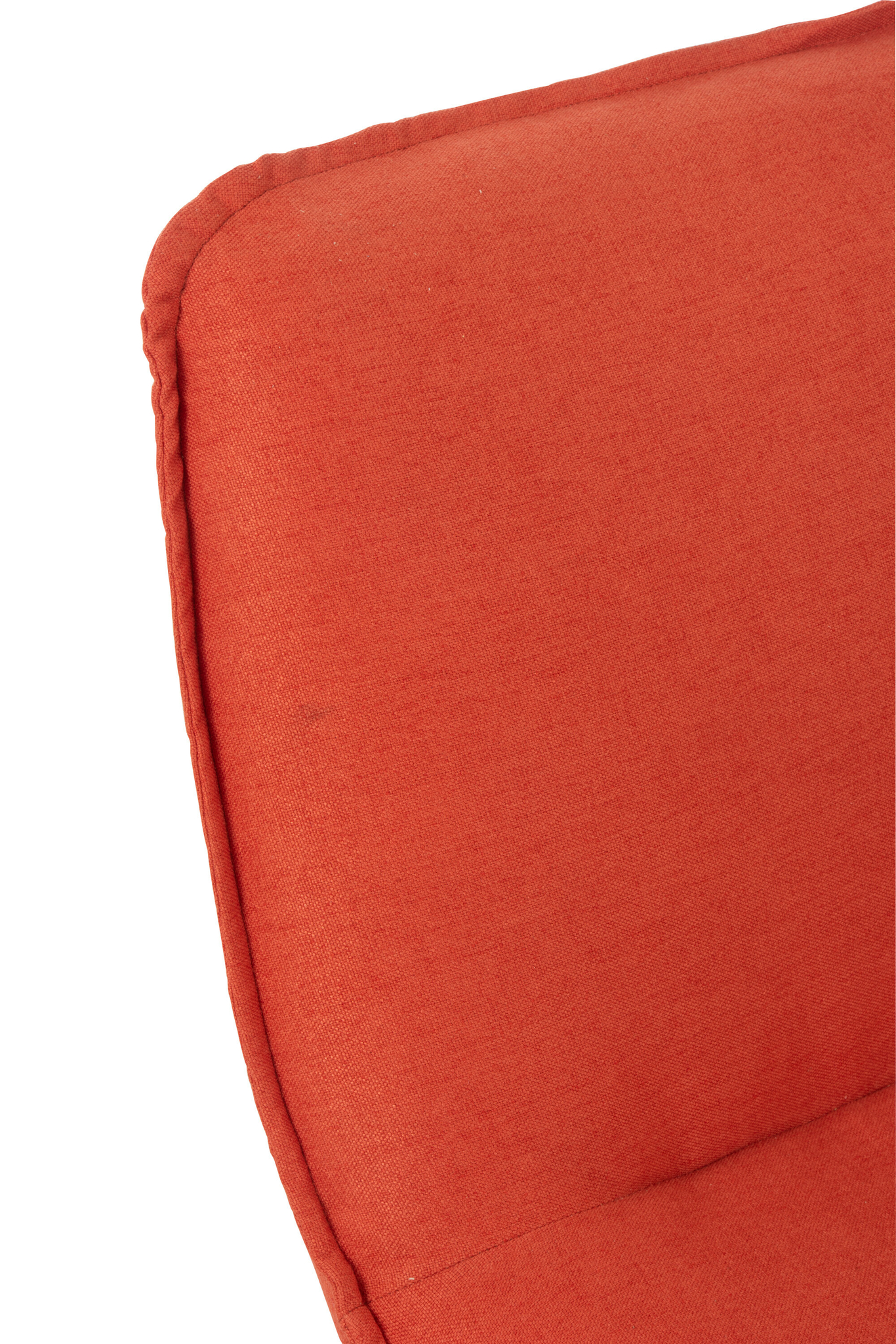 Close-up van de bovenste hoek van de Draaistoel Fluweel Oranje Metaal Zilver, met de oranje fluwelen stoftextuur en gedetailleerde stiksels langs de randen.