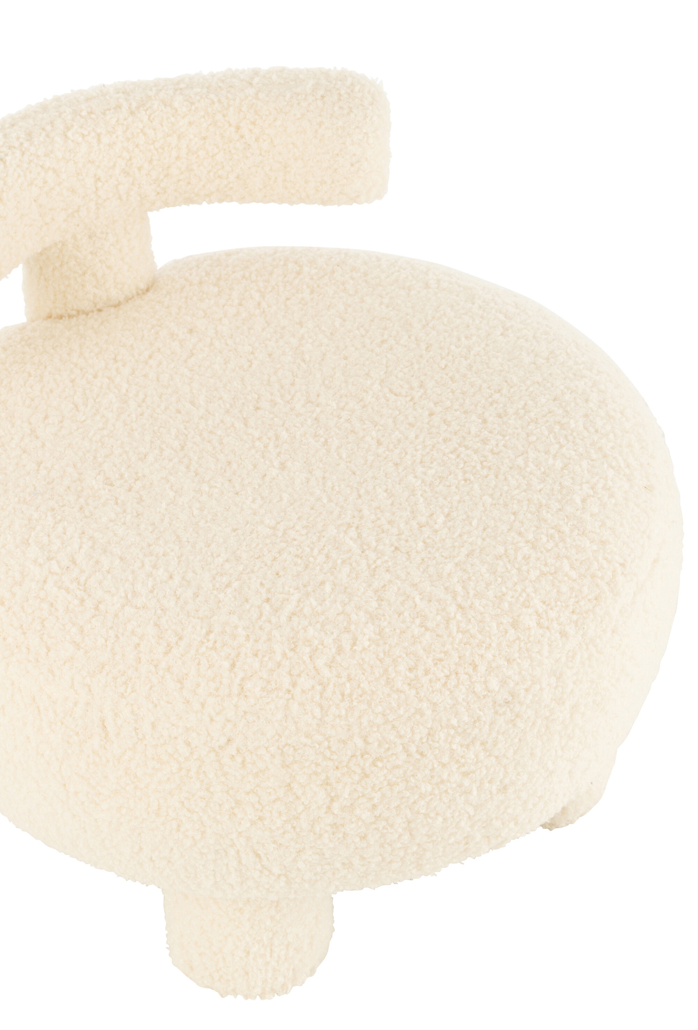 De Krukje Rond Stoelleuning Bouclé Wit is een moderne stoel met een ronde, lage ronde zitting, gebogen rugleuning, korte poten en is bekleed met een gebroken witte bouclé stof.