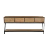 De Sidetable RichWood | 180 cm heeft een modern ontwerp met een houten blad, vier frontpanelen, een zwart metalen frame en een onderste houten plank, tegen een witte achtergrond.
