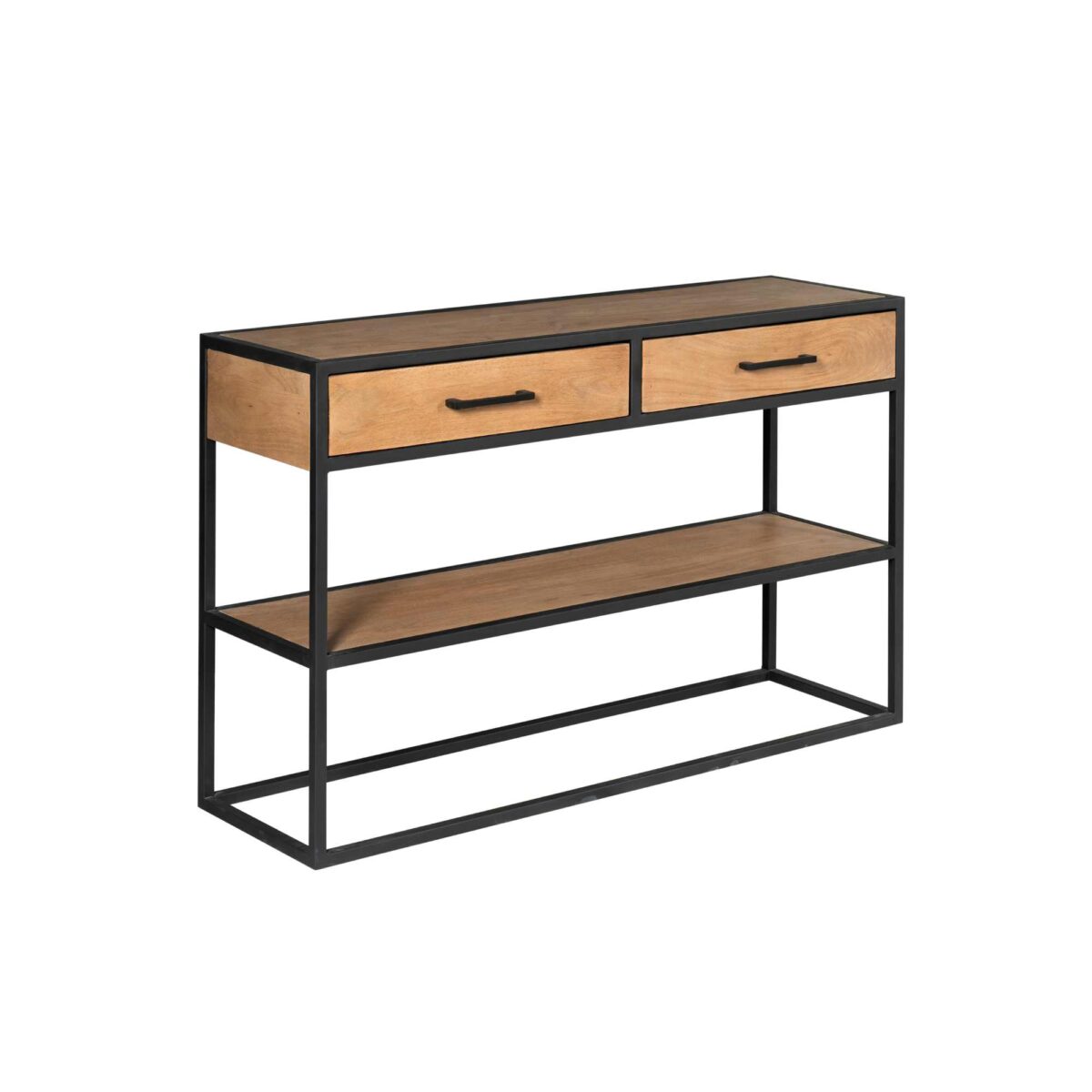 De Sidetable Denver heeft een modern ontwerp met een zwart metalen frame, twee mangohouten lades met zwarte handgrepen en een open houten plank, allemaal schuin afgebeeld tegen een witte achtergrond.