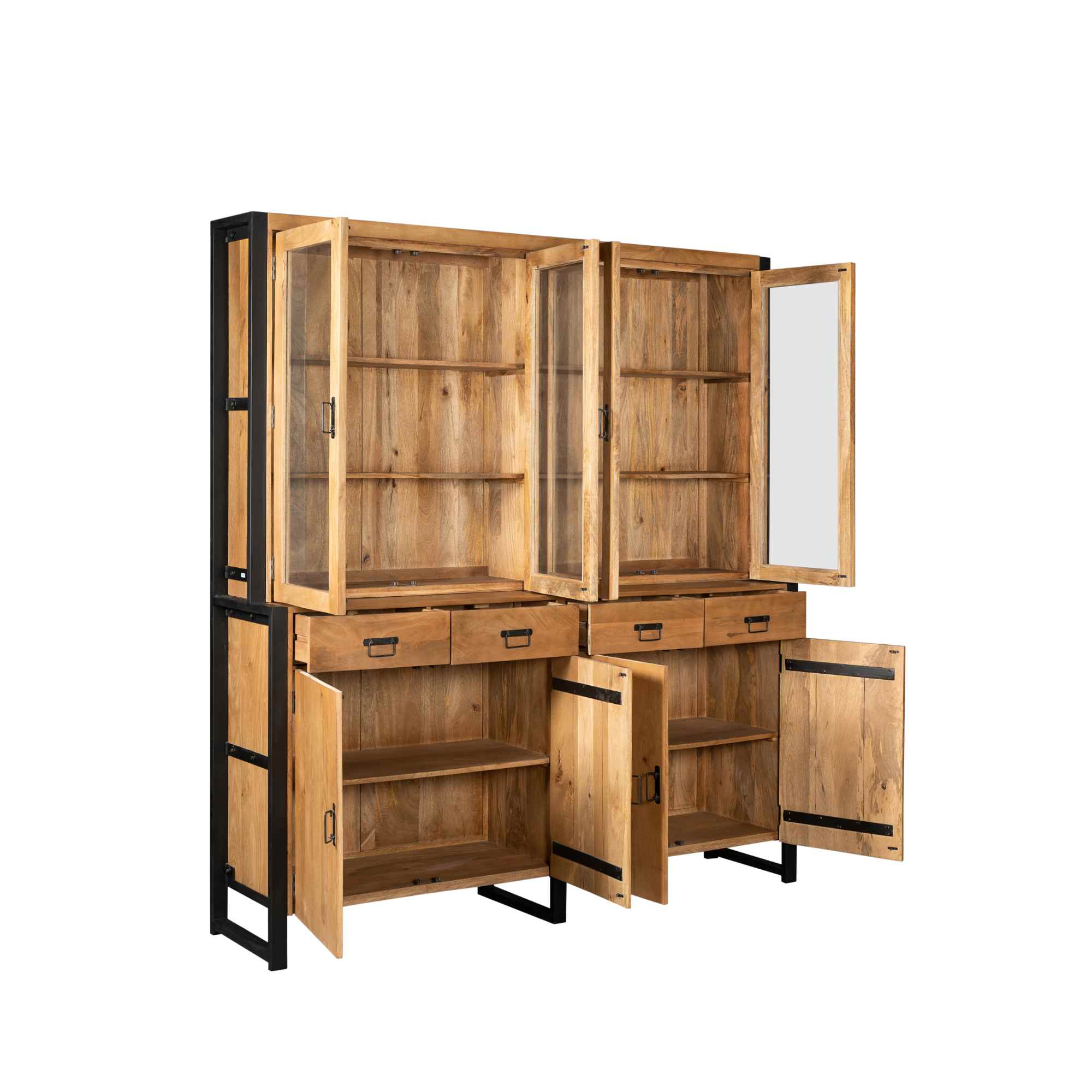 De Vitrinekast Boaz XXL is een houten kast met zwart metalen accenten, voorzien van twee glazen bovendeuren, twee lades en twee onderste deuren die opengaan om binnenin voldoende planken en opbergruimte te onthullen.