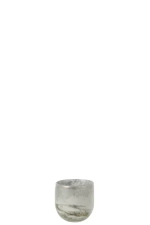 Een klein Orkaan Scavo Glas Grijs Klein met een helder gestructureerd oppervlak staat middenonder op een effen witte achtergrond. Het glas lijkt leeg te zijn.