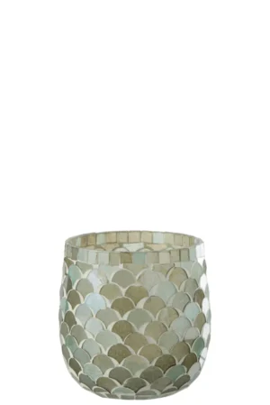 De Kaarsenhouder Orkaan Mozaïekglas Aqua Medium is een decoratieve ronde glazen vaas met een mozaïekpatroon in groen en zilver tegen een effen witte achtergrond.