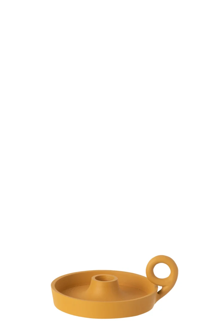 De Kaarsenhouder Schaal Rond Aluminium Oker, een minimalistische mosterdgele kandelaar met een ronde basis en rond handvat, is gecentreerd op een witte achtergrond.