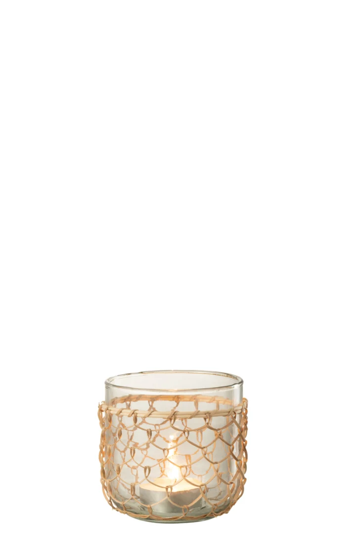 De Kaarsenhouder Orkaan Glas Staaf Brei Transparant Medium is een kleine glazen kandelaar met een brandend waxinelichtje en omwikkeld met decoratief beige koordgaas.