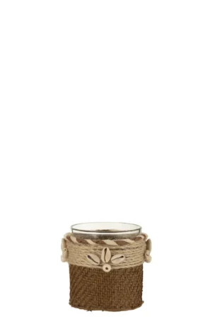 Theelichthouder Schelpen Glas Bruin is een kleine glazen houder omwikkeld met bruin vlechtwerk, versierd met beige touw en witte schelpen langs de bovenrand.