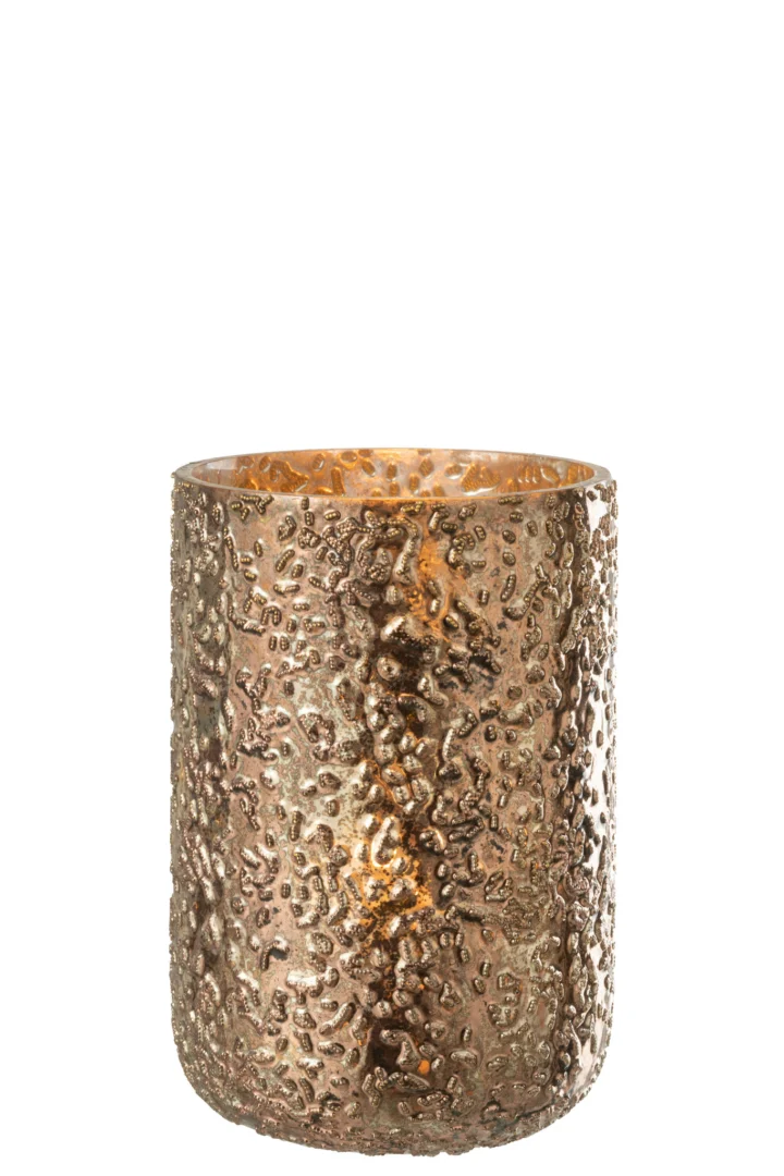 De Kaarsenhouder Orkaan Koper Geoxideerd Groot is een cilindervormige kandelaar met een gestructureerde, bronskleurige afwerking en een kiezelachtig oppervlak, tegen een witte achtergrond.