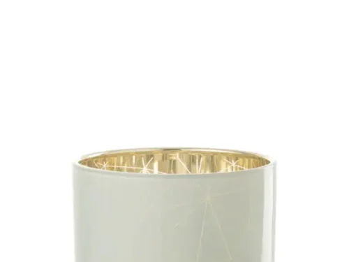 De Orkaan Milano Glas Wit/Goud Groot is een cilindervormige glazen kandelaar met een matwitte buitenkant en glanzend gouden binnenkant, voorzien van een subtiel geometrisch patroon.