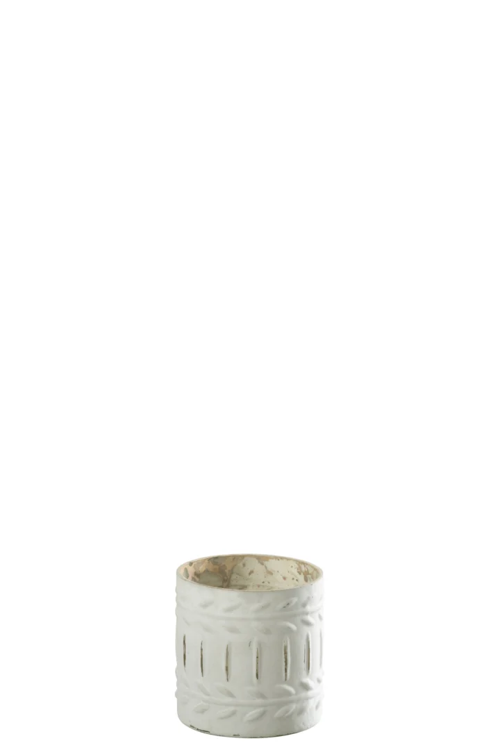 De Kaarsenhouder Ezy Glas Wit Klein, een kleine witte glazen kandelaar met decoratieve uitgesneden patronen, wordt weergegeven op een effen witte achtergrond.