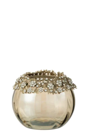 Theelichthouder Volve Metaal Glas Goud Brons Medium is een ronde, transparant beige glazen kandelaar met een brede opening. De rand is voorzien van goudkleurige metalen bloemenaccenten en parelmoerachtige kralen, die voor extra elegantie zorgen. Afgebeeld op een effen witte achtergrond.