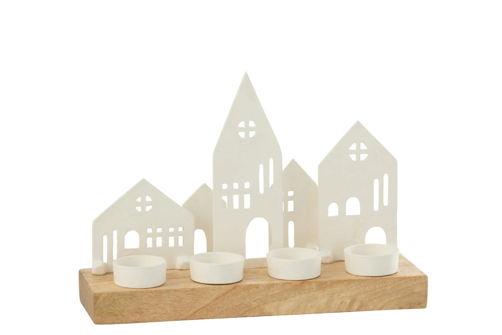 Theelichthouder Huis Aluminium Hout Wit Natuurlijk: een decoratieve kandelaar met witte keramische huisvormen en uitgesneden ramen op een houten basis, met vier ronde vakjes voor waxinelichtjes aan de voorkant.