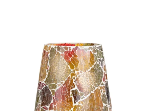 De Kaarsenhouder Zonsondergang Glas Multi Groot is een ronde glazen vaas met een mozaïek van gebarsten, veelkleurige stukjes in rode, oranje, gele en groene tinten voor een levendig glas-in-lood effect op een witte achtergrond.