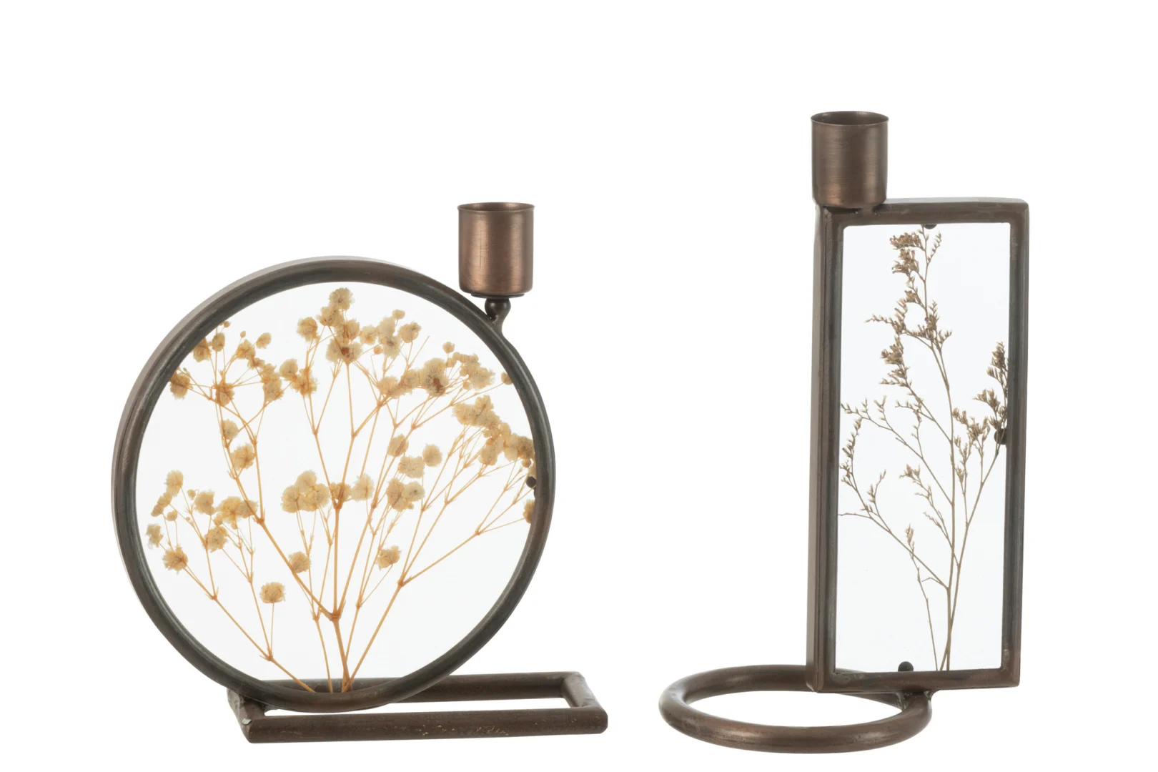 De Kaarsenhouder Mob IJzer Koper/Geel Set van 2 bestaat uit twee metalen kandelaars met glazen panelen en geperste gedroogde bloemen - één rond, één rechthoekig - met een modern, minimalistisch ontwerp.