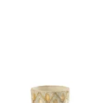 De Theelichthouder Glas Kralen Wit Goud Klein heeft een kleine glazen houder versierd met witte en gouden kralen, waardoor een elegant geometrisch patroon ontstaat dat perfect is voor een stijlvolle inrichting.