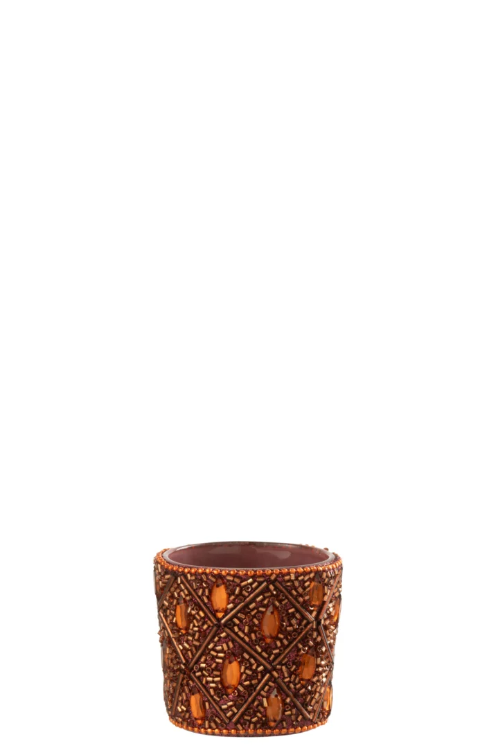 Theelichthouder Glas Kralen Donkerbruin Roestbruin Klein is een kleine, donkerbruine glazen kandelaar met oranje edelsteenaccenten en ingewikkeld ruitvormig kralenwerk, tegen een effen witte achtergrond.