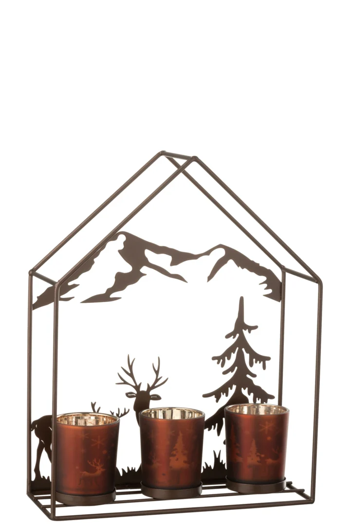 Theelichthouder Huis IJzer Roestbruin/Bruin 3 Glazen: Een metalen kandelaar in de vorm van een huis met silhouetten van bergen, bomen en herten, met aan de onderkant drie votiefhouders van bruin glas.
