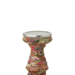 Een kleurrijke kaarsenhouder genaamd Kaarsenhouder Kralen Glas Roze/Goudkleurig, met een zandlopervorm met roze en gouden glazen kralen en een metallic accent bovenop.