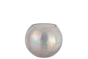 De Kaarsenhouder Orkaan Lichtbal Craquelure Glas Paars Groot is een ronde, gebarsten glazen kandelaar in paars, met een iriserend, glanzend oppervlak met subtiele regenboogreflecties en een brede opening aan de bovenkant.