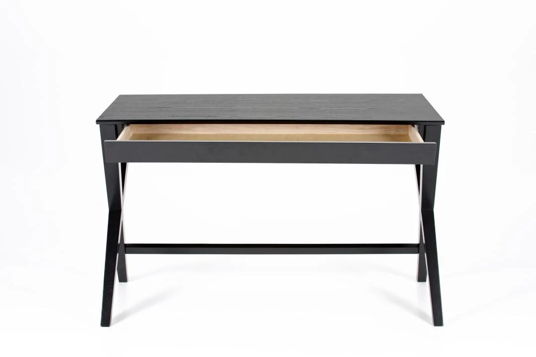 Bureau 120x60 eikenfineer zwart met lade. Stijlvol bureau met kabeldoorvoer voor thuis of kantoor.
