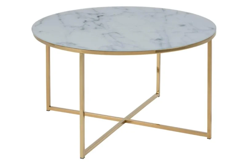 De Salontafel 80 CM Rond Kunststof is een ronde Scandinavische salontafel met een wit marmeren blad en slanke goudkleurige metalen poten in een X-vormig onderstel.