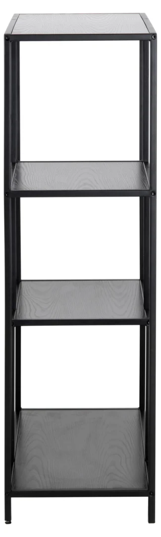 De Seaford boekenkast is een hoge, zwarte, rechthoekige metalen kast met vier open vakken, van voren gezien tegen een witte achtergrond.