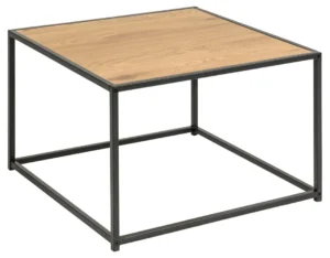 De Salontafel Zwart 60 x 60 CM Vierkant is een moderne vierkante salontafel met een compact zwart metalen frame en een licht kunststof blad in houtlook, benadrukt door het open, geometrische minimalistische ontwerp.