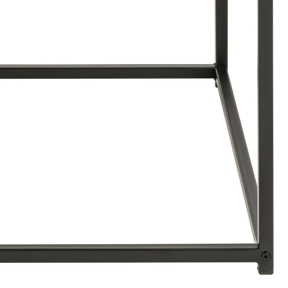 Close-up van de onderste hoek van de Salontafel Zwart 60 x 60 CM Vierkant, met een zwart rechthoekig frame van Kunststof Compact tegen een witte achtergrond.