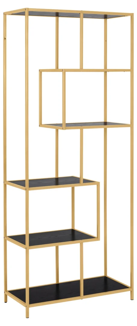 De Seaford boekenkast is een hoge, rechthoekige kast met een goud metalen frame en vijf zwarte planken in een asymmetrisch, geometrisch ontwerp.