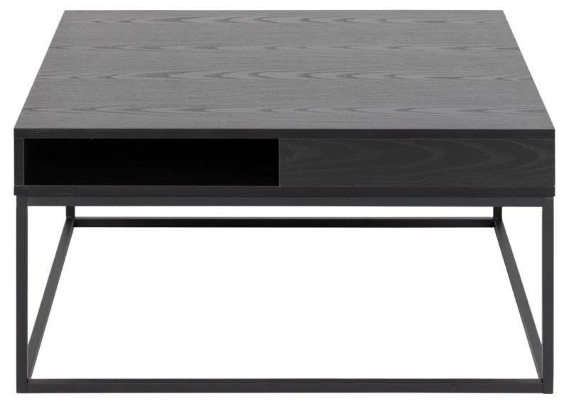 De Salontafel Zwart 80 x 40 CM Vierkant heeft een modern rechthoekig ontwerp met een donker blad, een minimalistisch zwart metalen frame en een kunststof opbergvak aan de voorkant.