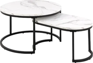 De Salontafel Zwart, Wit bestaat uit twee nesttafels met witte kunststof bladen met marmerdessin en een onderstel van zwart metaal (70 x 42 cm). De ronde tafel overlapt een kleinere ovale tafel, beide met een modern minimalistisch ontwerp.