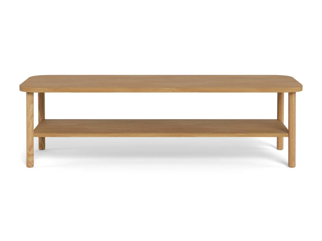De Salontafel Roest is een ronde salontafel, 134 x 34 cm, gemaakt van eikenfineer, afgebeeld tegen een witte achtergrond.