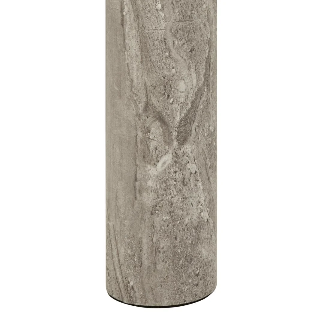 De Salontafel 75 x 36 CM Rond MDF is een hoge, cilindervormige tafel met een gestructureerd grijs steenachtig oppervlak met natuurlijke patronen en een afgeronde onderrand.