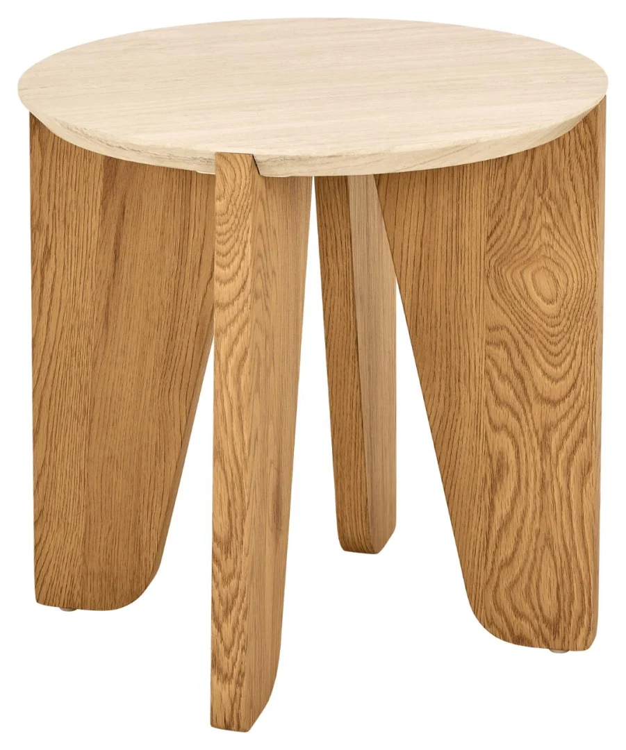 De Bijzettafel Beige 50 CM Rond Kunststof is een ronde, beige bijzettafel met een glad blad en drie brede, schuine poten met zichtbare houtnerfpatronen.