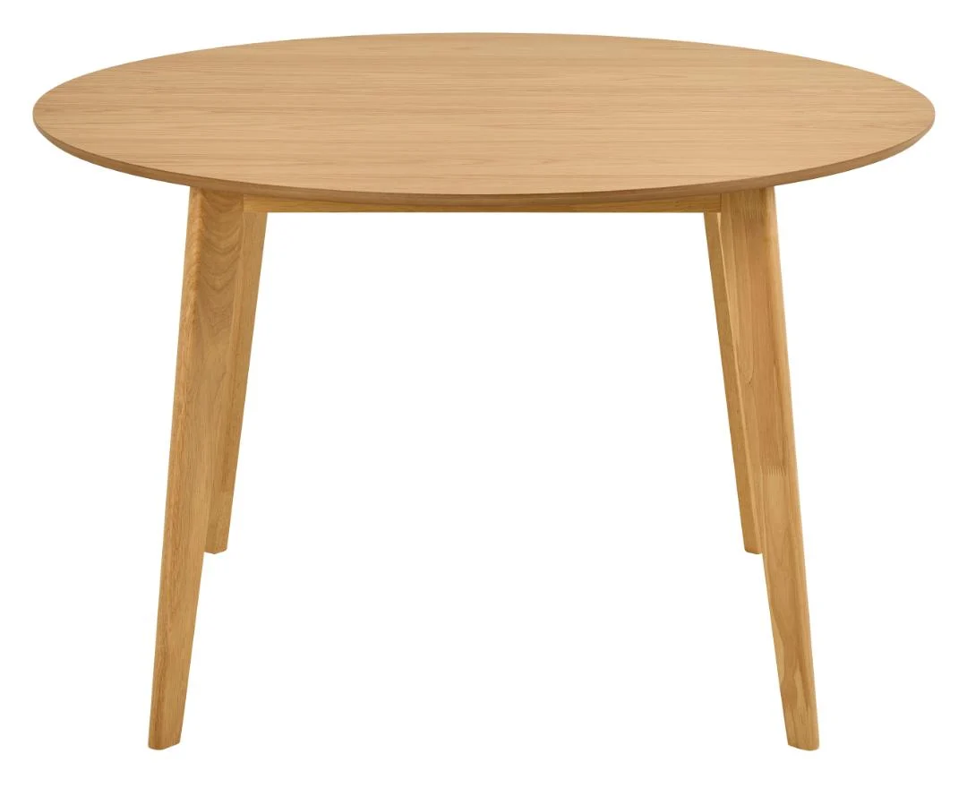 De Eettafel Nieuwe Sfeer 120 CM Rond is een ronde eiken tafel met vier licht gebogen poten, met een lichte natuurlijke houten afwerking en een eenvoudig, minimalistisch ontwerp.
