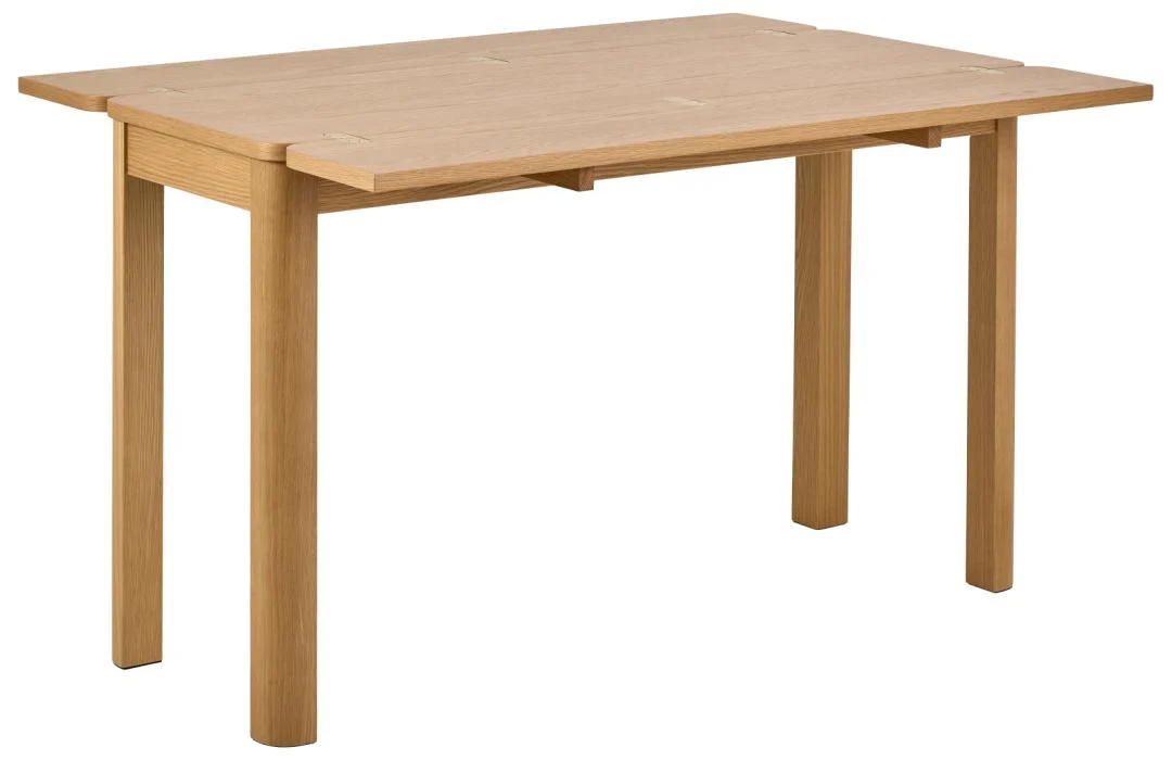 De Eettafel Nieuwe Sfeer is een ronde eiken tafel (90 x 76 cm) met een minimalistisch, functioneel ontwerp en gladde lichthouten afwerking - ideaal voor eet- of werkruimtes.