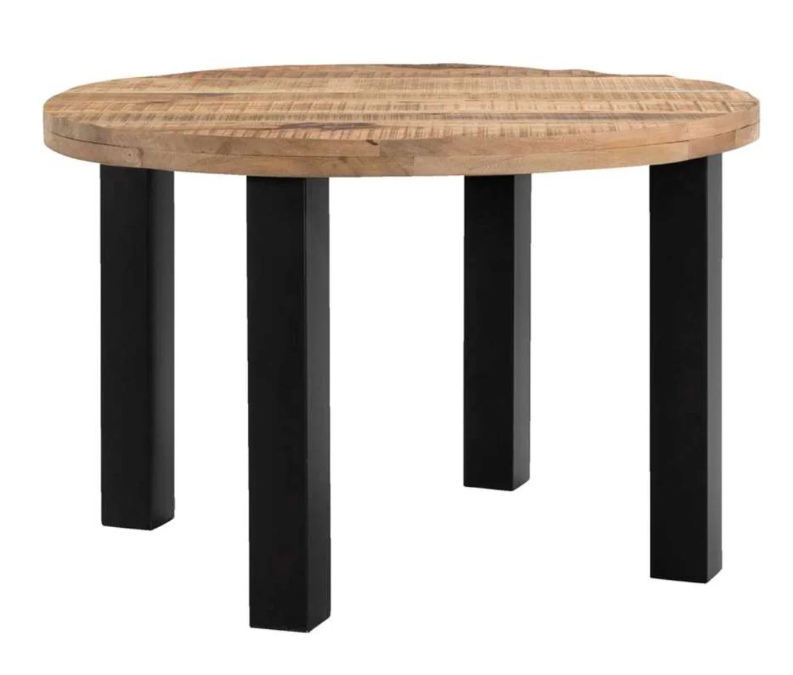 De Eettafel MEZZ Mango - 150 Rond is een ronde houten tafel met een licht getint, gestructureerd blad en vier stevige zwarte rechthoekige poten, met een modern, minimalistisch ontwerp.