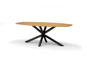 De Sirius Eetkamertafel 190x110 Bootvorm Mango Naturel heeft een modern ovaal mangohouten blad in natuurlijk lichtbruin en een zwart hoekig metalen onderstel met kruisende poten, tegen een effen witte achtergrond.