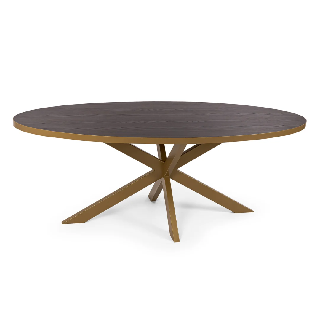 De Stalux Ovale eettafel 'Mees' (210 x 100 cm) heeft een bruin houten blad en gouden stervormige metalen poten tegen een witte achtergrond.