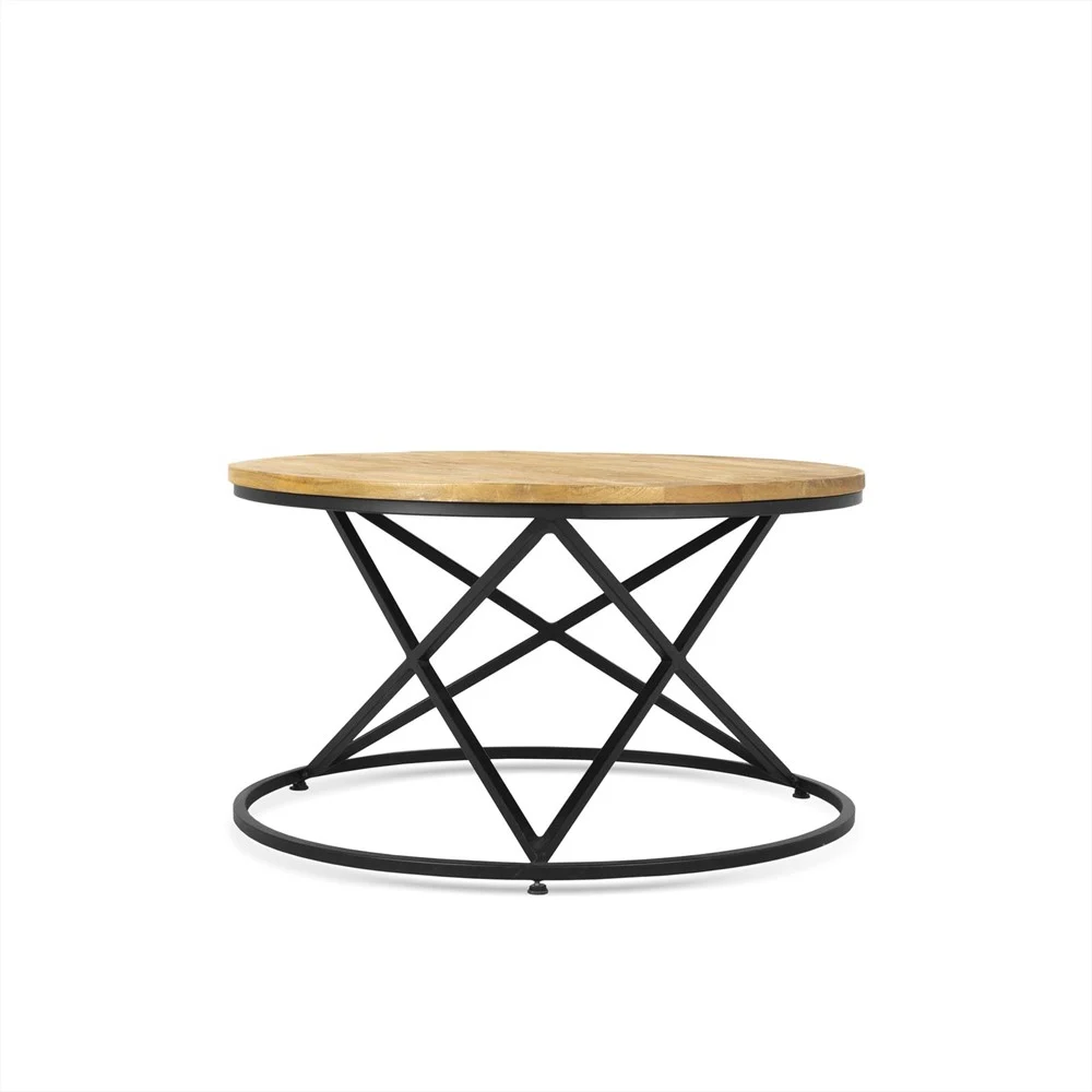 De Salontafel 70 x 70 CM Vierkant Design is een vierkante salontafel met een licht houten blad en een zwart metalen onderstel met kruisende geometrische lijnen voor een moderne, minimalistische look.