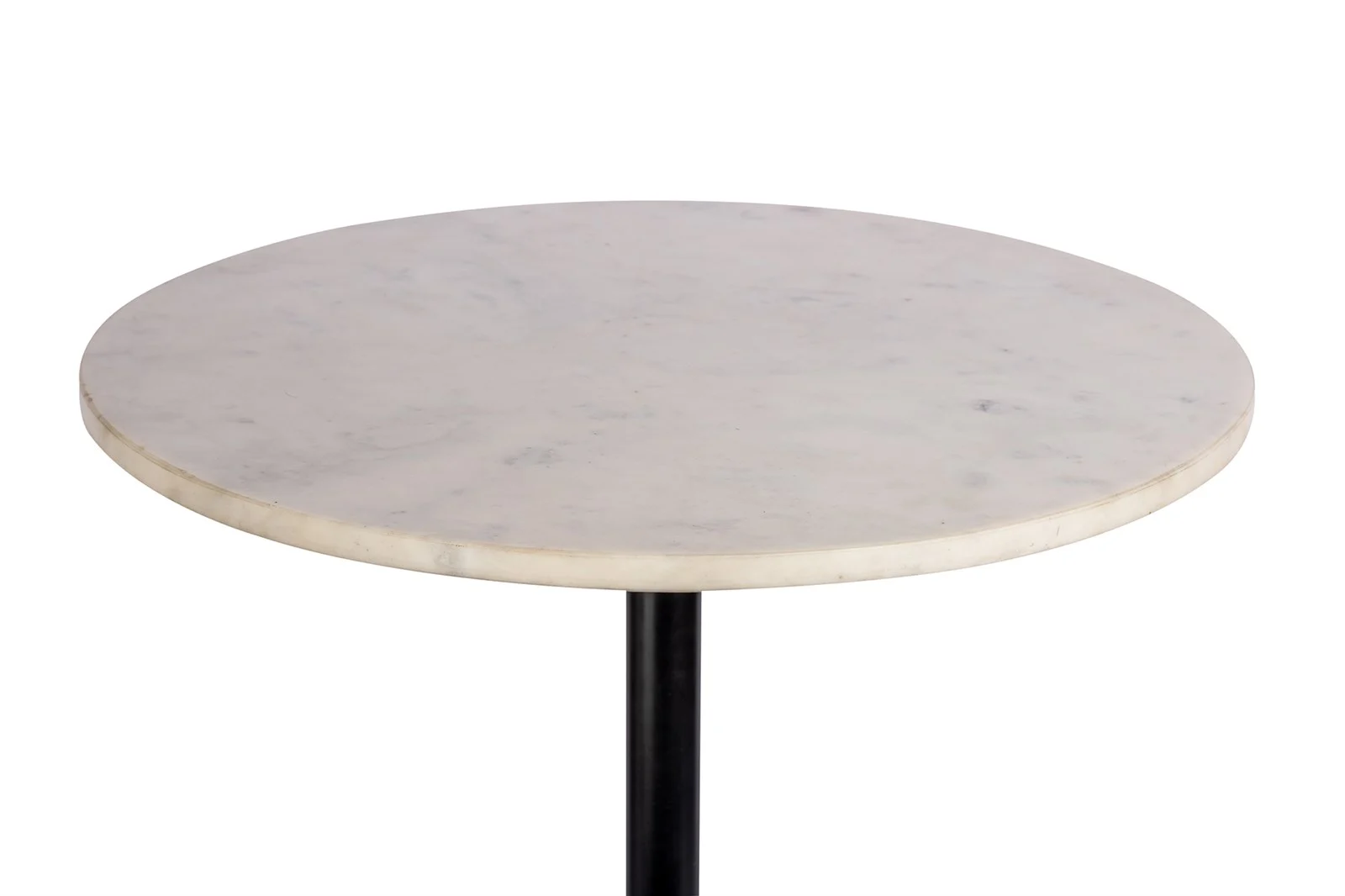 De Bijzettafel Roest heeft een rond wit marmeren tafelblad met subtiele grijze adering, ondersteund door een enkele zwart metalen poot, tegen een effen witte achtergrond.