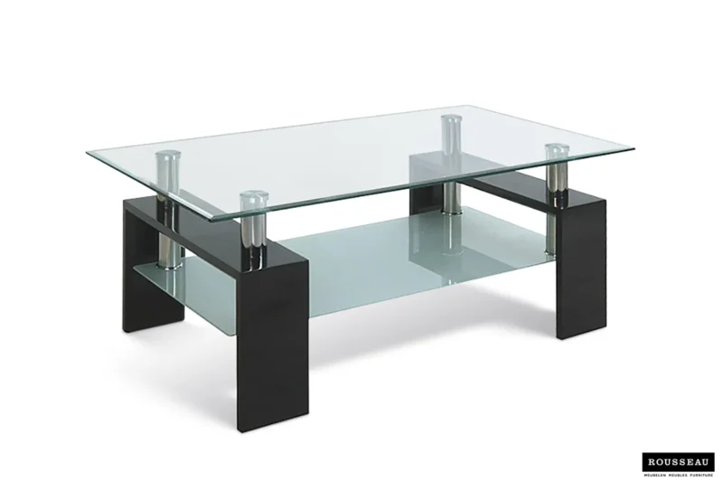 De Salontafel Zwart Tijdloos Design is een moderne rechthoekige salontafel met een helder glazen blad, zwarte houten poten en een matglazen onderblad voor een strakke, eigentijdse stijl.
