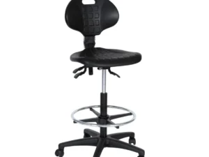 De Werkstoel B PUR Hoog is een zwarte ergonomische tekenstoel met een voorgevormde rugleuning, verstelbare hoogte, nylon onderstel met wieltjes en voetring. Ideaal als baliestoel of kassastoel. Wordt ongemonteerd geleverd.