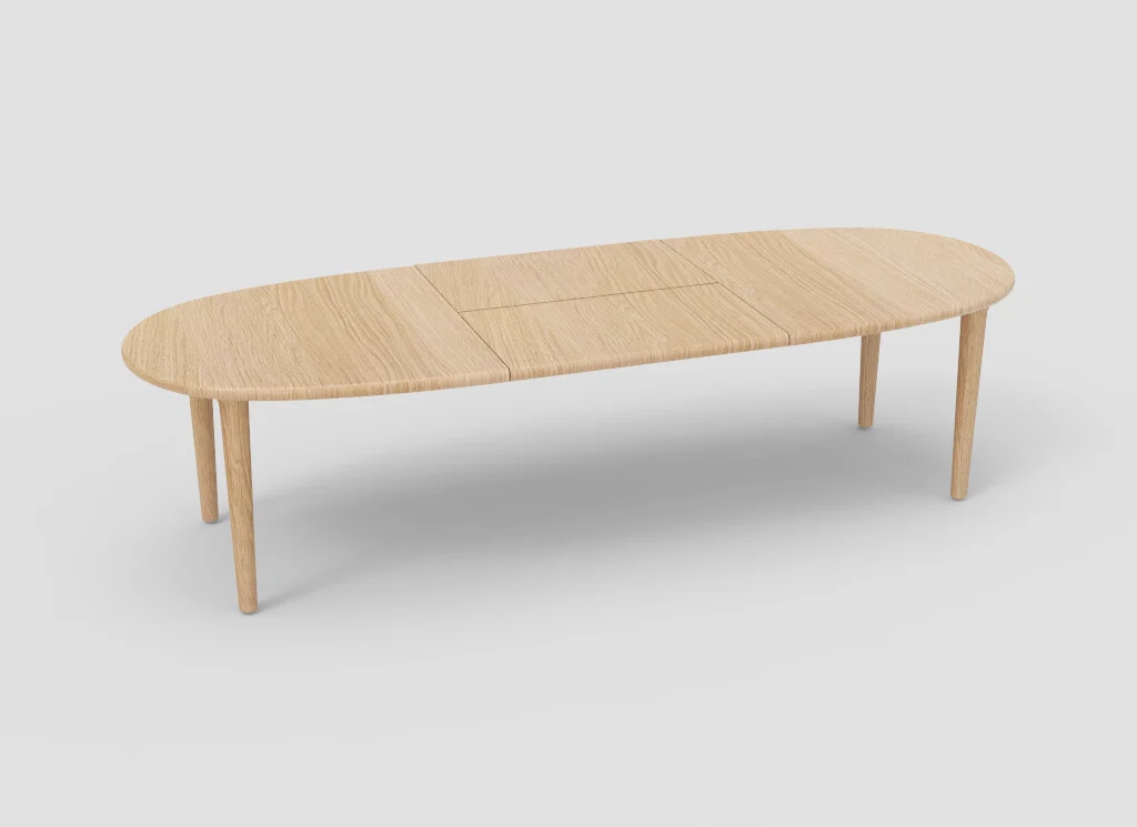 De SENTO TAFEL 210/300 E02M is een lichthouten ovale eettafel met een glad oppervlak, vier afgeronde poten en een middenblad voor verlenging, afgebeeld tegen een effen lichtgrijze achtergrond.