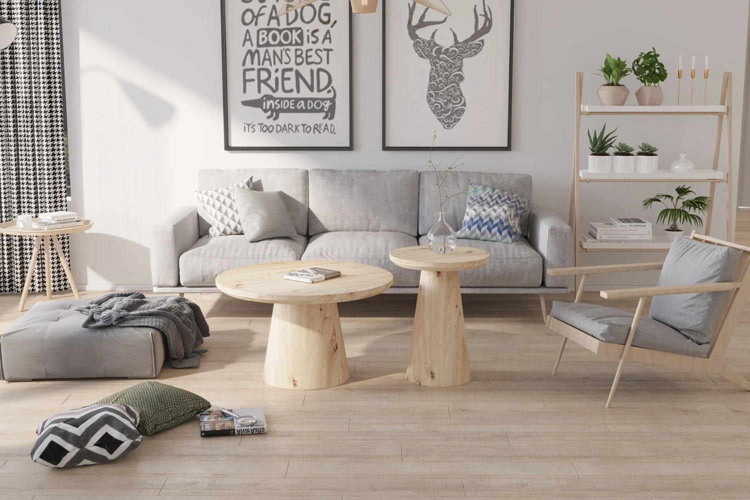 Een moderne woonkamer met een grijze bank, Salontafel 45 CM licht houten tafels, een grijze voetenbank, houten stoel, plantenplank, muurkunst met een hondenquote en een hertenillustratie, plus kussens en planten als decoratie.
