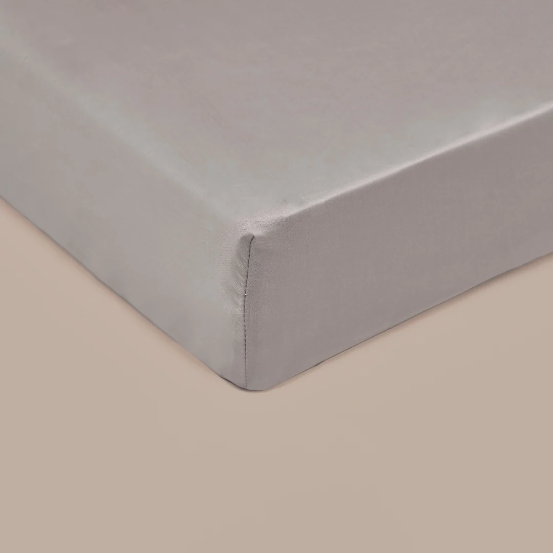 Hoeslaken 160 x 200 x 30 cm Taupe TENCEL™ Satijn Ademend - Afbeelding 2