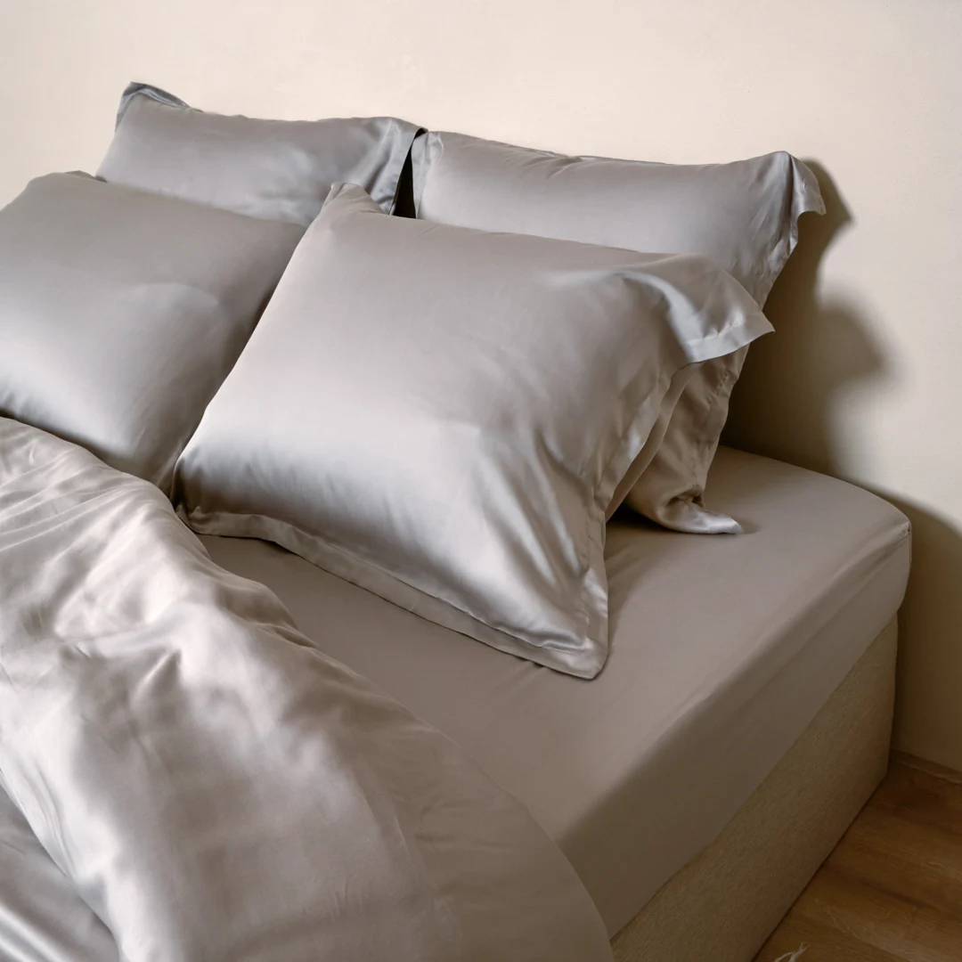 Hoeslaken 160 x 200 x 30 cm Taupe TENCEL™ Satijn Ademend - Afbeelding 3