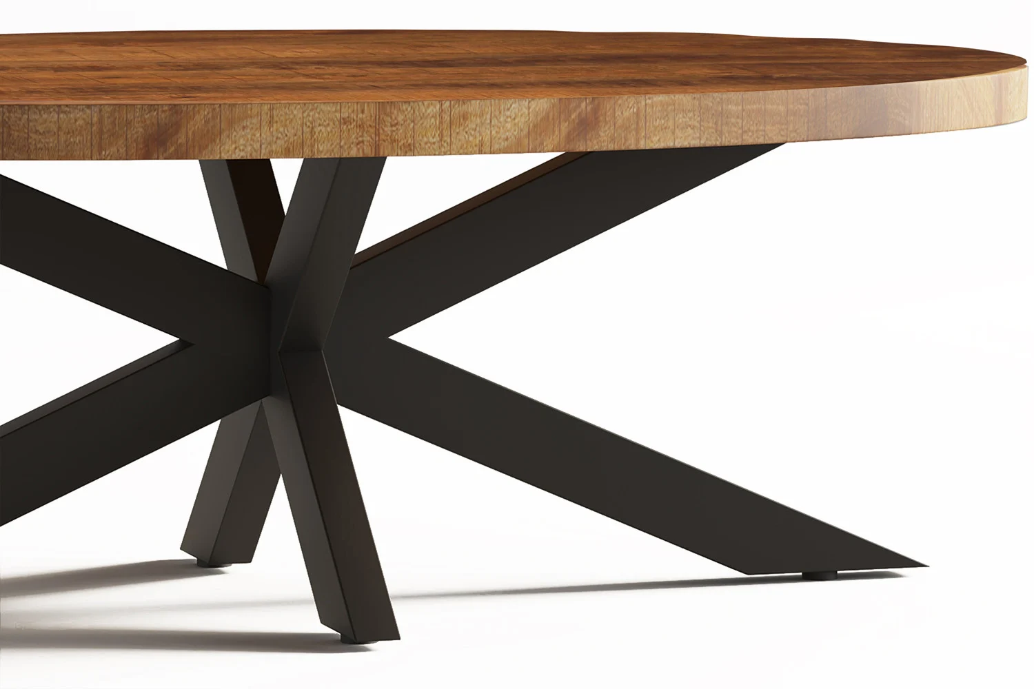 Close-up van de Salontafel Ovaal Mangohout, met een rond mangohouten tafelblad met een dikke rand en zwarte, gehoekte metalen poten in een modern geometrisch ontwerp, tegen een witte achtergrond.