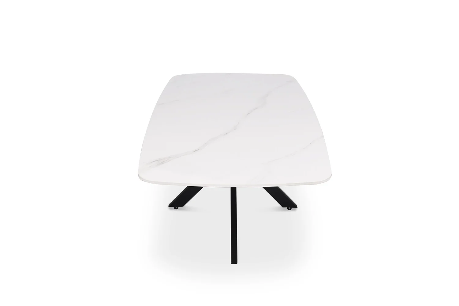 De Salontafel Wit 130 CM Ovaal Steen heeft een elegant ovalen blad van witte steen en zwarte metalen poten, afgebeeld vanaf de korte kant tegen een witte achtergrond.